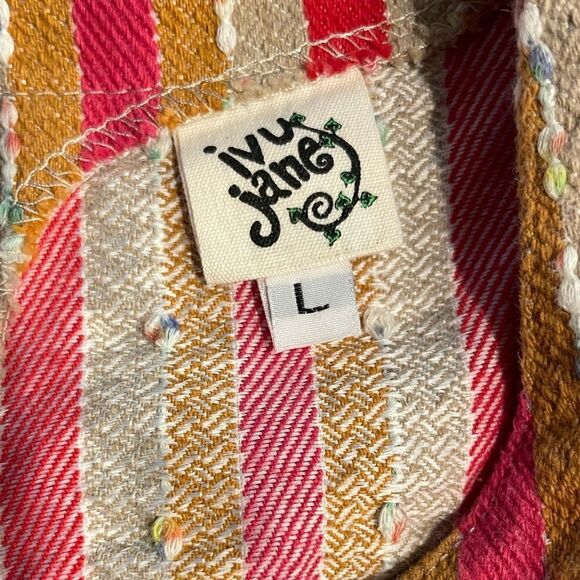 Ivy Jane Oatmeal/Pink/Red Stripe Flutter Sleeve Top Size Large - Picture 3 of 5